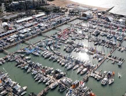 découvrez le grand pavois la rochelle 2025, le salon nautique international incontournable, avec des exposants, des nouveautés bateaux et des animations pour tous les passionnés de la mer. réservez vos dates !