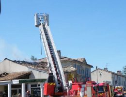 suivez toute l’actualité sur l’incendie survenu dans une boulangerie en charente-maritime : bilan, conséquences, interventions des secours et témoignages des habitants.