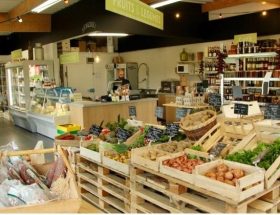 découvrez notre magasin de producteurs en charente-maritime : produits fermiers locaux, circuit court, fraîcheur garantie et saveurs authentiques près de chez vous.