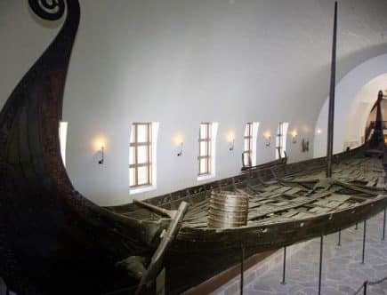 découvrez le musée trois navires, un lieu unique dédié à l’histoire maritime où s’exposent maquettes, objets anciens et récits captivants sur les navires et marins d’autrefois. une visite incontournable pour petits et grands passionnés de la mer.