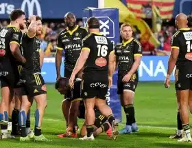 suivez le match la rochelle vs clermont en direct : composition des équipes, score en temps réel, temps forts et analyses. ne manquez rien de cette rencontre du top 14 !
