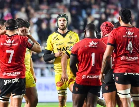 suivez le match toulon vs la rochelle : analyse, composition des équipes, pronostics et résultats en direct. découvrez tous les temps forts de cette rencontre de rugby incontournable.