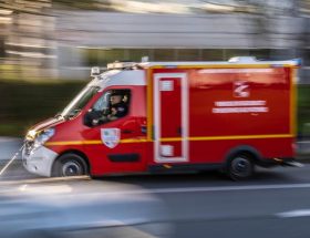 découvrez les dernières informations sur l'accident de moto survenu à la rochelle : détails de l'incident, bilan et réactions des autorités. restez informé sur l'actualité locale.