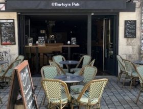 découvrez un bar innovant à la rochelle : ambiance unique, cocktails créatifs et expérience inédite pour vos soirées entre amis. réservez votre table dès maintenant !