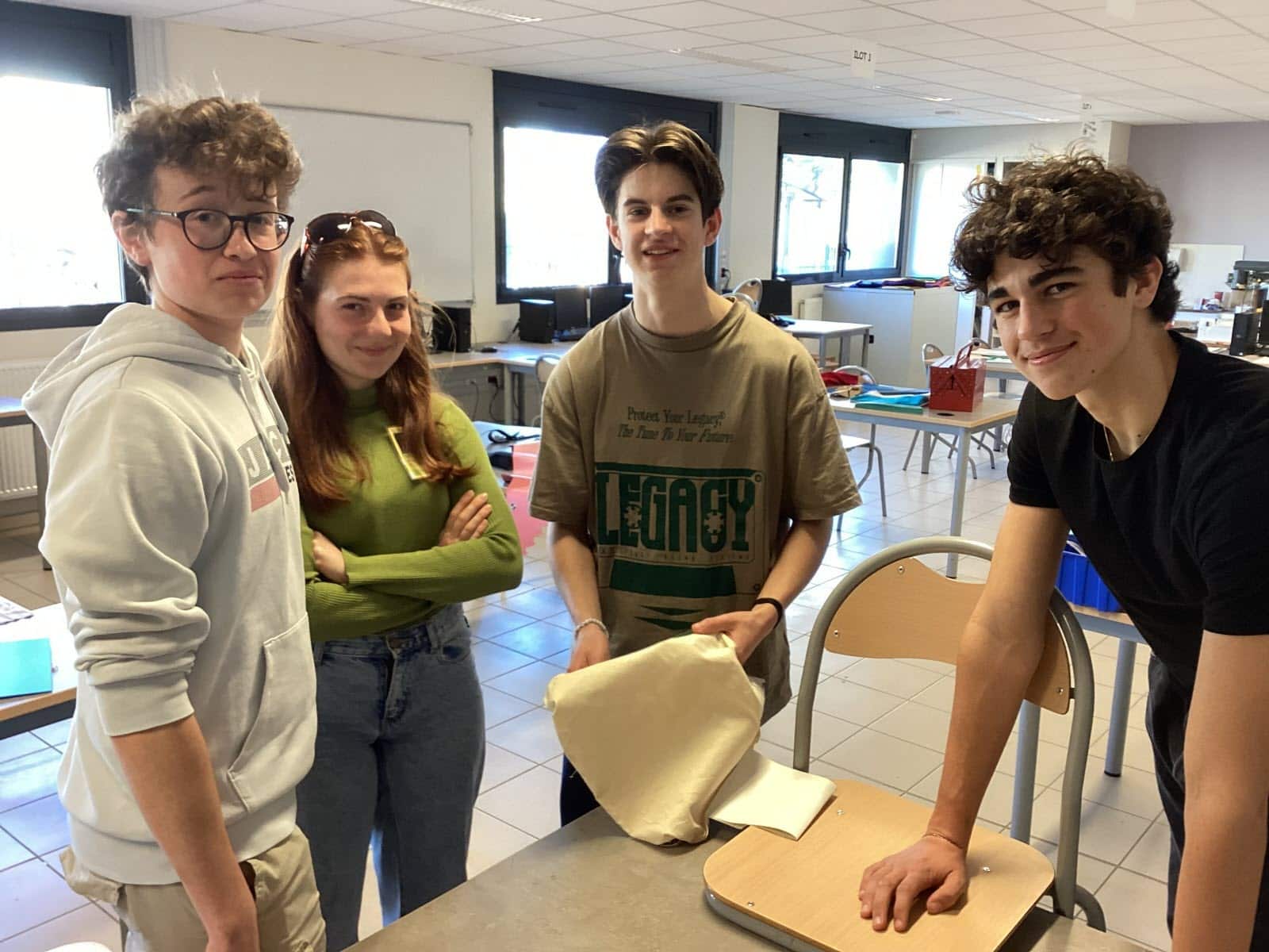 découvrez comment les collégiens de la rochelle développent leur esprit d’entrepreneuriat grâce à des projets innovants, ateliers pratiques et accompagnement personnalisé au sein de leur établissement.