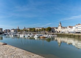 découvrez les prévisions météo complètes pour la rochelle le 17 octobre 2025 : températures, risques de pluie, vent et tendances du jour pour bien planifier vos activités.