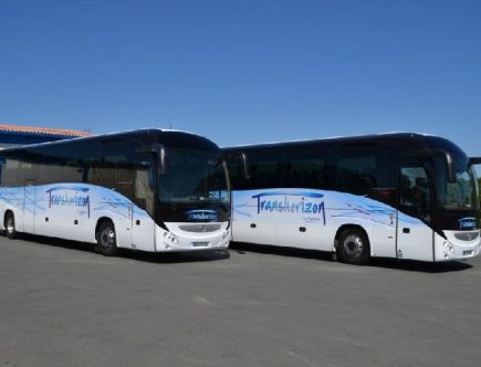 découvrez nos autocars verts en charente-maritime, une solution de transport écologique et confortable pour vos déplacements dans la région.