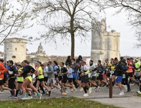 découvrez les rues fermées et les accès modifiés à la rochelle le 30 novembre en raison du marathon. préparez votre déplacement et suivez les restrictions pour une journée sans encombre.